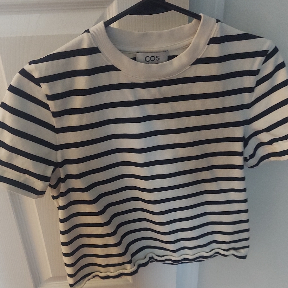 COS Clean Cut T-Shirt, Black and White Short Sleeve Tee